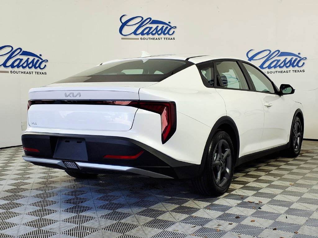 Used 2026 Kia K4 FWD image 6