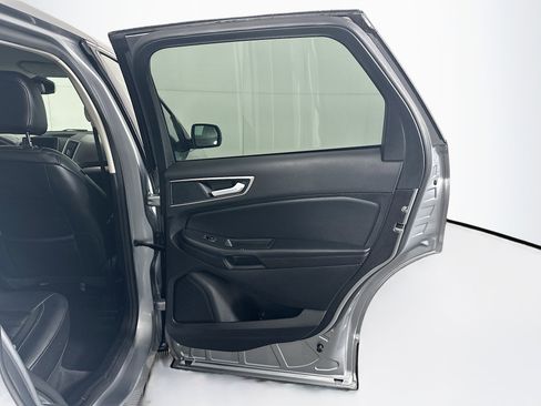 Used 2024 Ford Edge SEL image 28