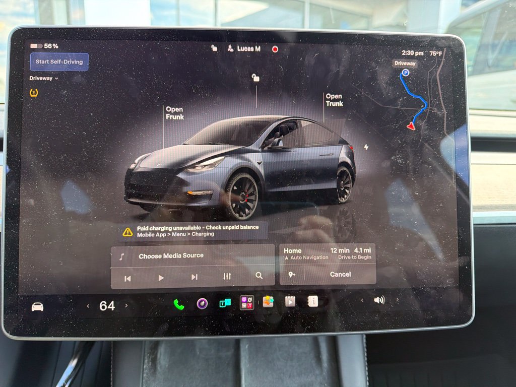 Used 2024 Tesla Model Y Performance AWD/4WD image 18
