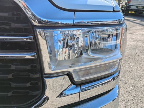 Used 2024 RAM 2500 Big Horn w/ Bed Utility Group image 10