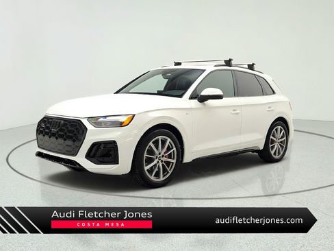 Used 2024 Audi Q5 e Premium Plus AWD/4WD image 1