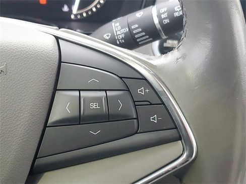 Used 2019 Cadillac XT5 Luxury image 23