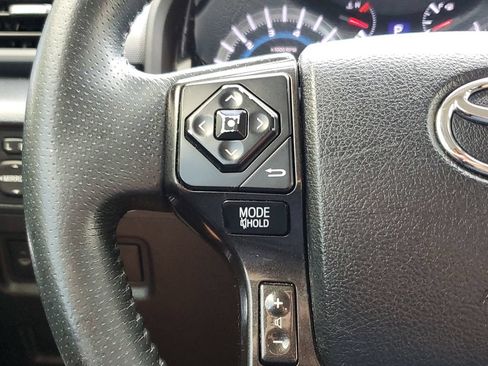 Used 2019 Toyota 4Runner TRD Off-Road AWD/4WD image 25
