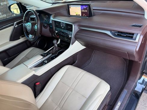 Used 2018 Lexus RX 450h AWD w/ Luxury Package image 7