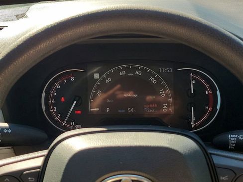 Used 2025 Toyota RAV4 XLE image 30