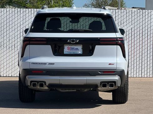 New 2026 Chevrolet Traverse Z71 w/ Enhanced Driving Package AWD/4WD image 5