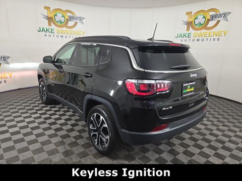 Certified 2022 Jeep Compass Limited AWD/4WD image 7