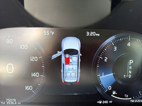 Used 2020 Volvo XC90 T5 Momentum w/ Protection Package Premier image 72