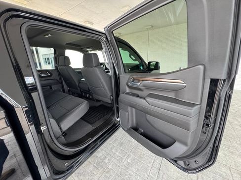 Used 2023 Chevrolet Silverado 1500 LT AWD/4WD image 24