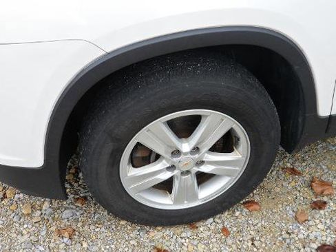 Used 2016 Chevrolet Trax LT w/ LT Convenience Package image 10