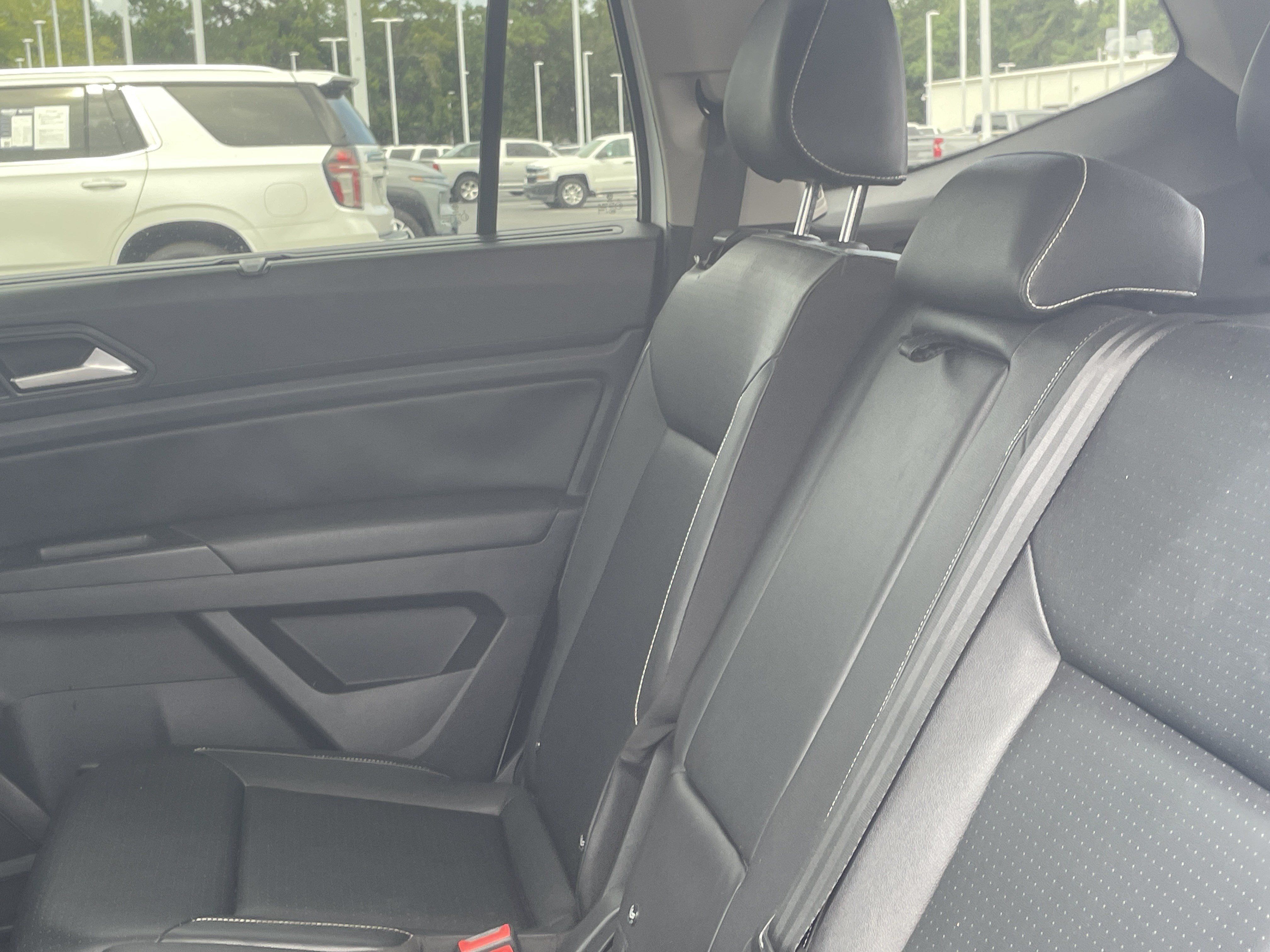 Used 2021 Volkswagen Atlas SE w/ Towing Package AWD/4WD image 27