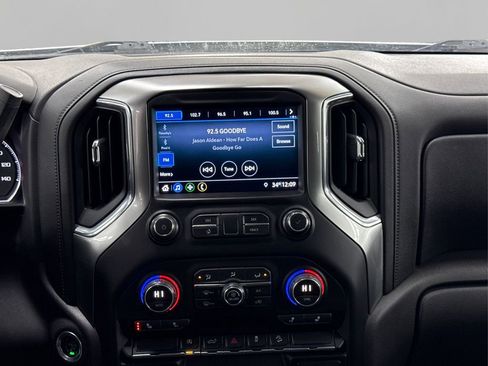 Used 2019 Chevrolet Silverado 1500 LT w/ All-Star Edition image 18