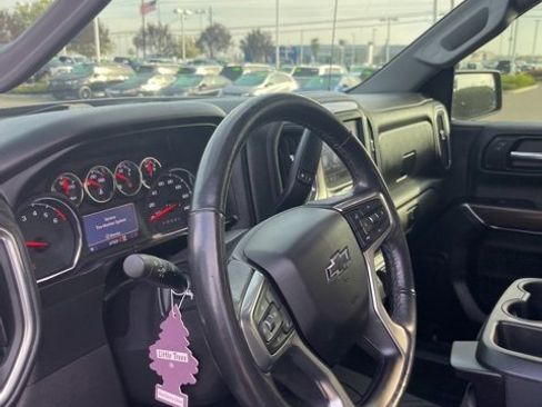 Used 2019 Chevrolet Silverado 1500 LT Trail Boss w/ Convenience Package image 14