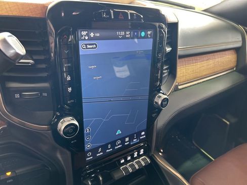 Used 2024 RAM 3500 Limited w/ Safety Group image 10