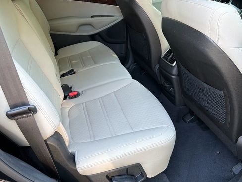 Used 2016 Kia Sorento FWD w/ LX Convenience Package image 20