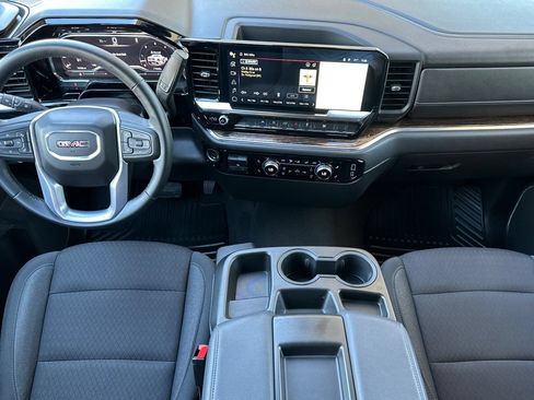 Certified 2024 GMC Sierra 1500 Elevation AWD/4WD image 12