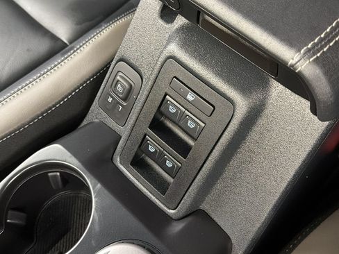 Used 2025 Ford Bronco Outer Banks AWD/4WD image 25