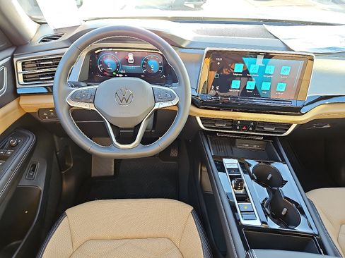 New 2026 Volkswagen Atlas Cross Sport SE image 9