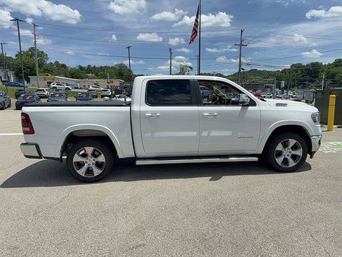Used 2021 RAM 1500 Laramie AWD/4WD image 3