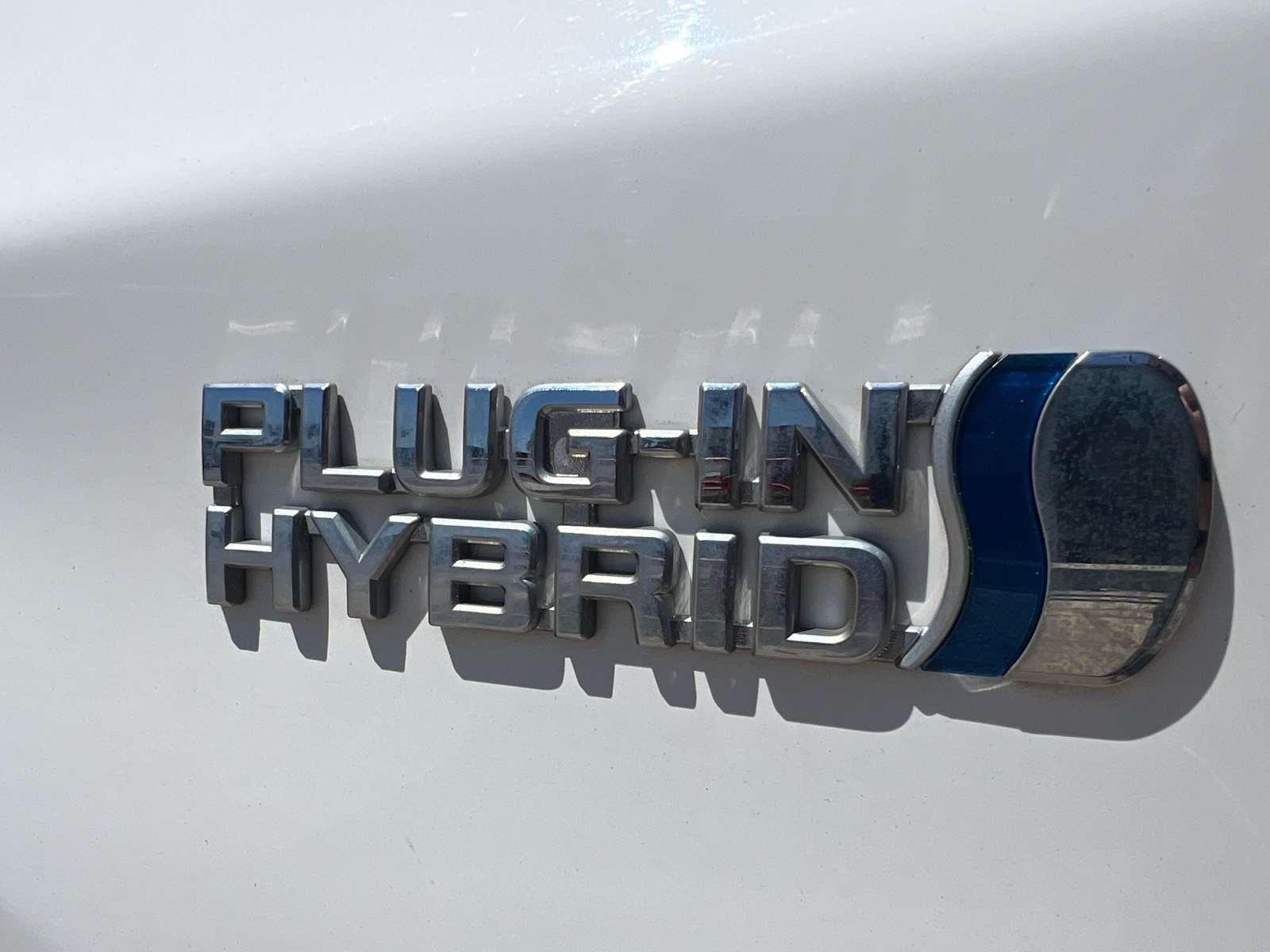 Used 2014 Toyota Prius Prime Advanced w/ Technology Package FWD image 6
