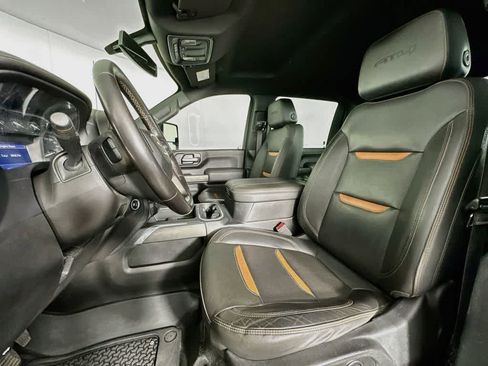 Used 2023 GMC Sierra 2500 AT4 w/ Gooseneck/5TH Wheel Package AWD/4WD image 12