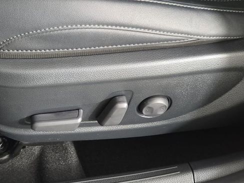 Certified 2025 Kia Seltos SX image 37