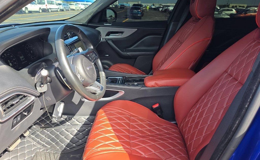 Used 2019 Jaguar F-PACE S AWD/4WD image 7