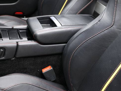 Used 2016 Aston Martin V8 Vantage GT RWD image 16