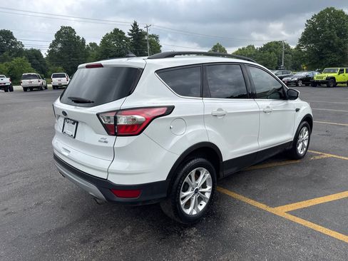 Used 2018 Ford Escape SE w/ Ford Safe & Smart Package AWD/4WD image 6