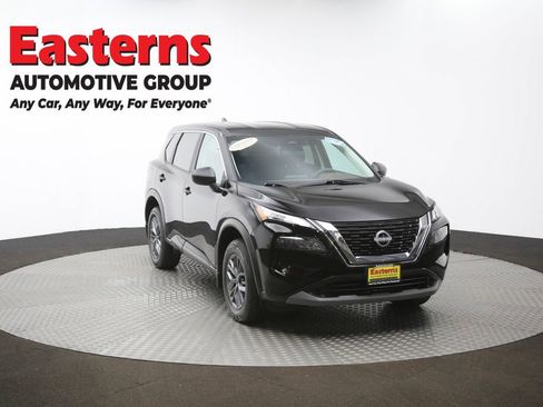 Used 2023 Nissan Rogue S image 50