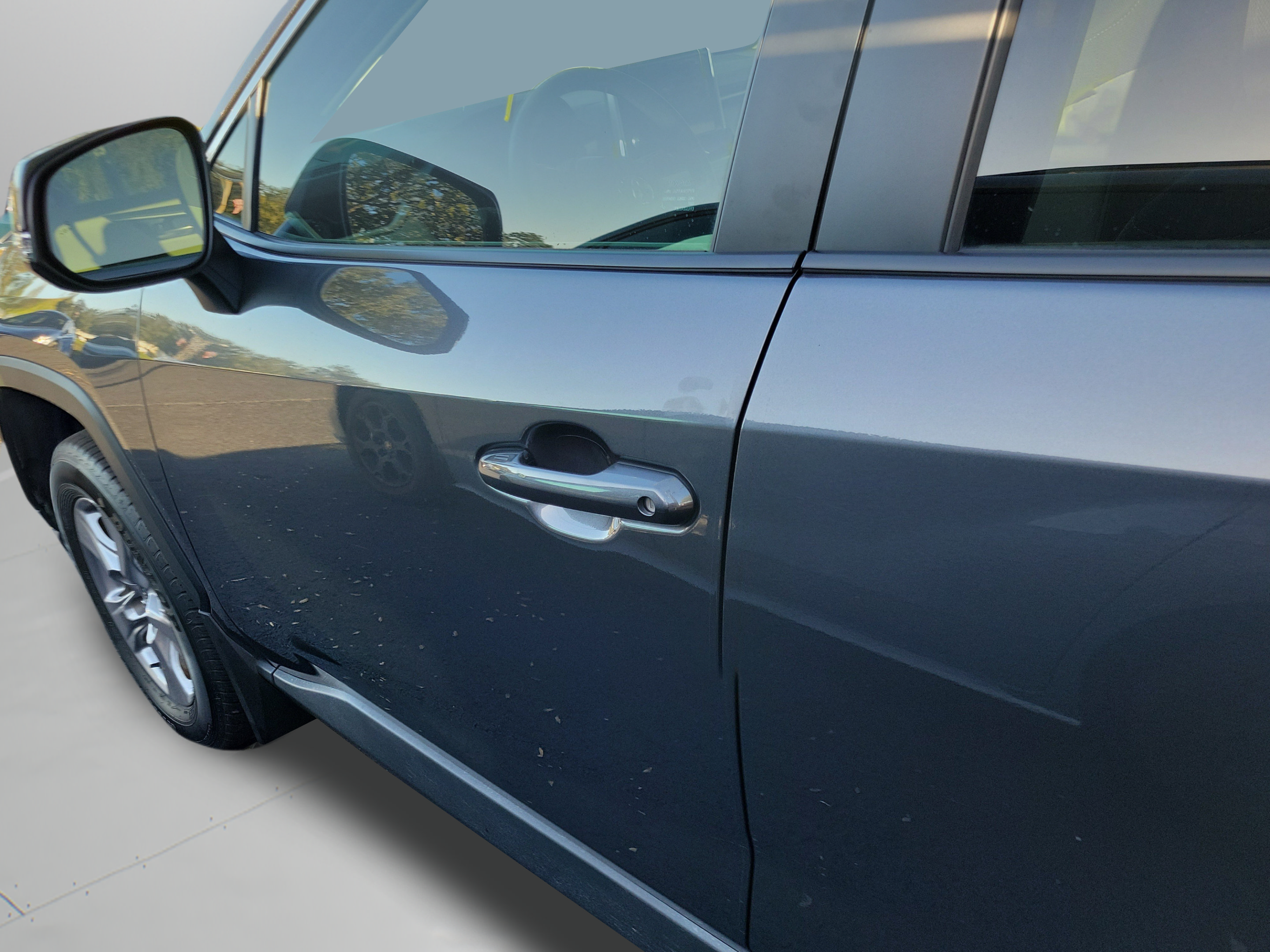 Used 2025 Toyota RAV4 XLE w/ Convenience Package FWD image 26