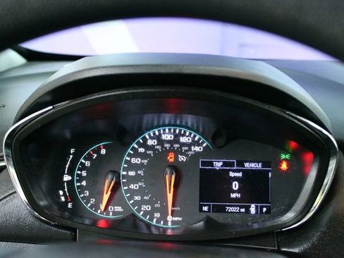 Used 2019 Chevrolet Trax LT image 17