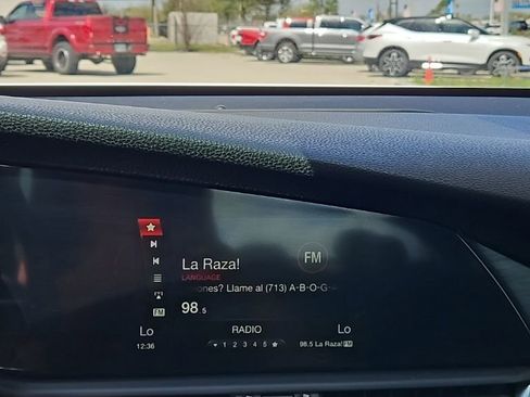 Used 2018 Alfa Romeo Giulia image 16