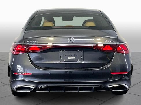 New 2026 Mercedes-Benz E 350 4MATIC Sedan image 4