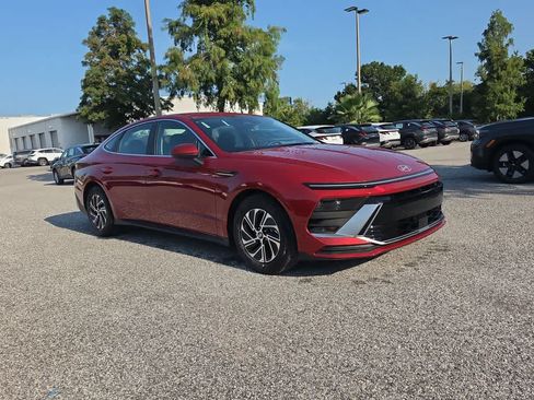 New 2026 Hyundai Sonata Blue FWD image 9