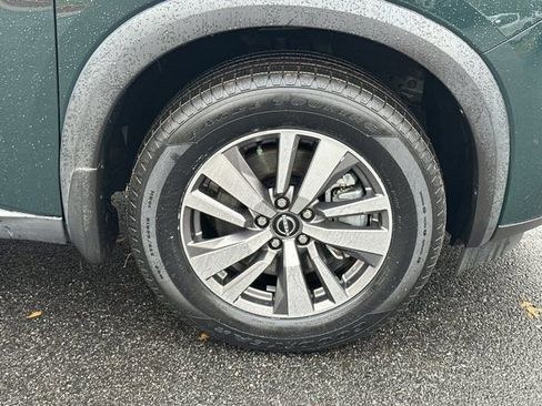 Used 2022 Nissan Pathfinder SL w/ SL Black Package image 14