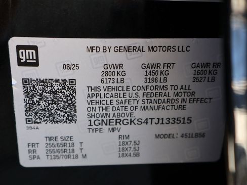 Used 2026 Chevrolet Traverse LT FWD image 30