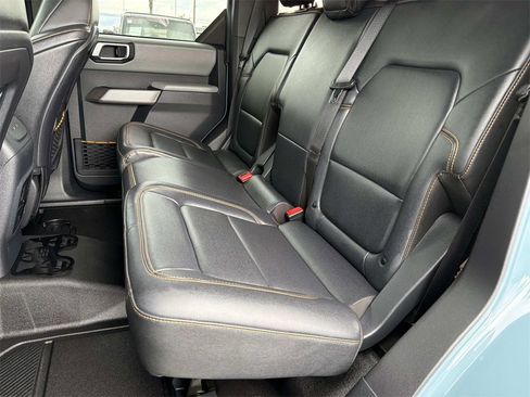 Used 2022 Ford Bronco Badlands w/ Sasquatch Package image 23