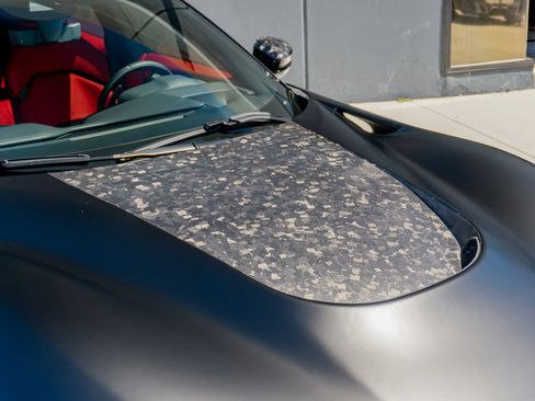 Used 2025 Ferrari Purosangue AWD/4WD image 32