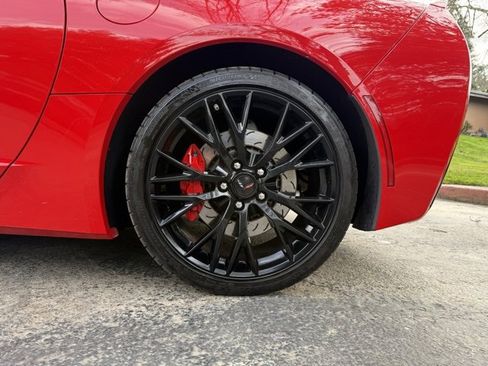 Used 2014 Chevrolet Corvette Z51 w/ 2LT Preferred Equipment Group image 37