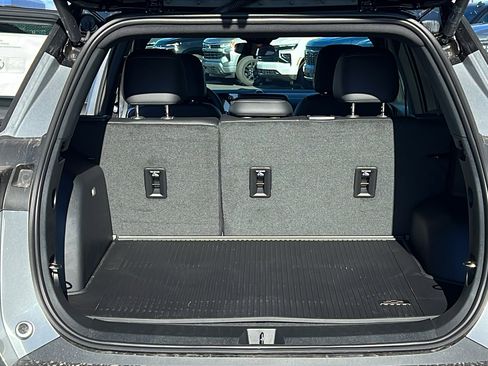 New 2026 Chevrolet Equinox LT w/ Convenience Package II image 11