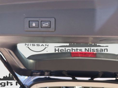 Used 2024 Subaru Ascent Limited w/ Popular Package #2 AWD/4WD image 29