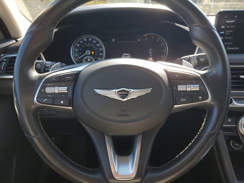 Used 2023 Genesis G70 2.0T image 19