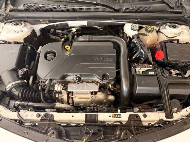 Used 2024 Chevrolet Malibu LT FWD image 28