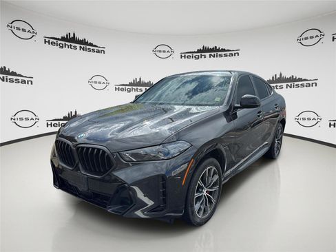 Used 2025 BMW X6 xDrive40i AWD/4WD image 1