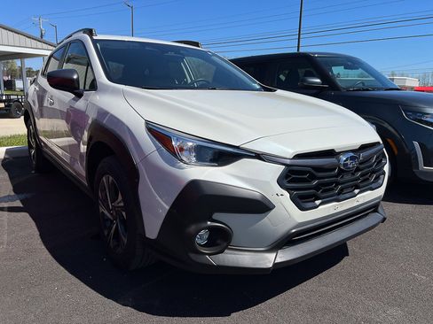 Used 2024 Subaru Crosstrek 2.0i Premium image 8
