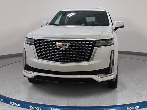 Used 2021 Cadillac Escalade Premium Luxury AWD/4WD image 2