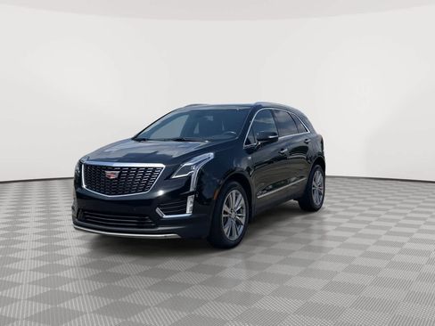 Certified 2024 Cadillac XT5 Premium Luxury w/ LPO, Floor Liner Package AWD/4WD image 4