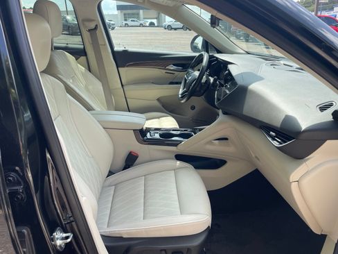 Used 2023 Buick Envision Avenir AWD/4WD image 37
