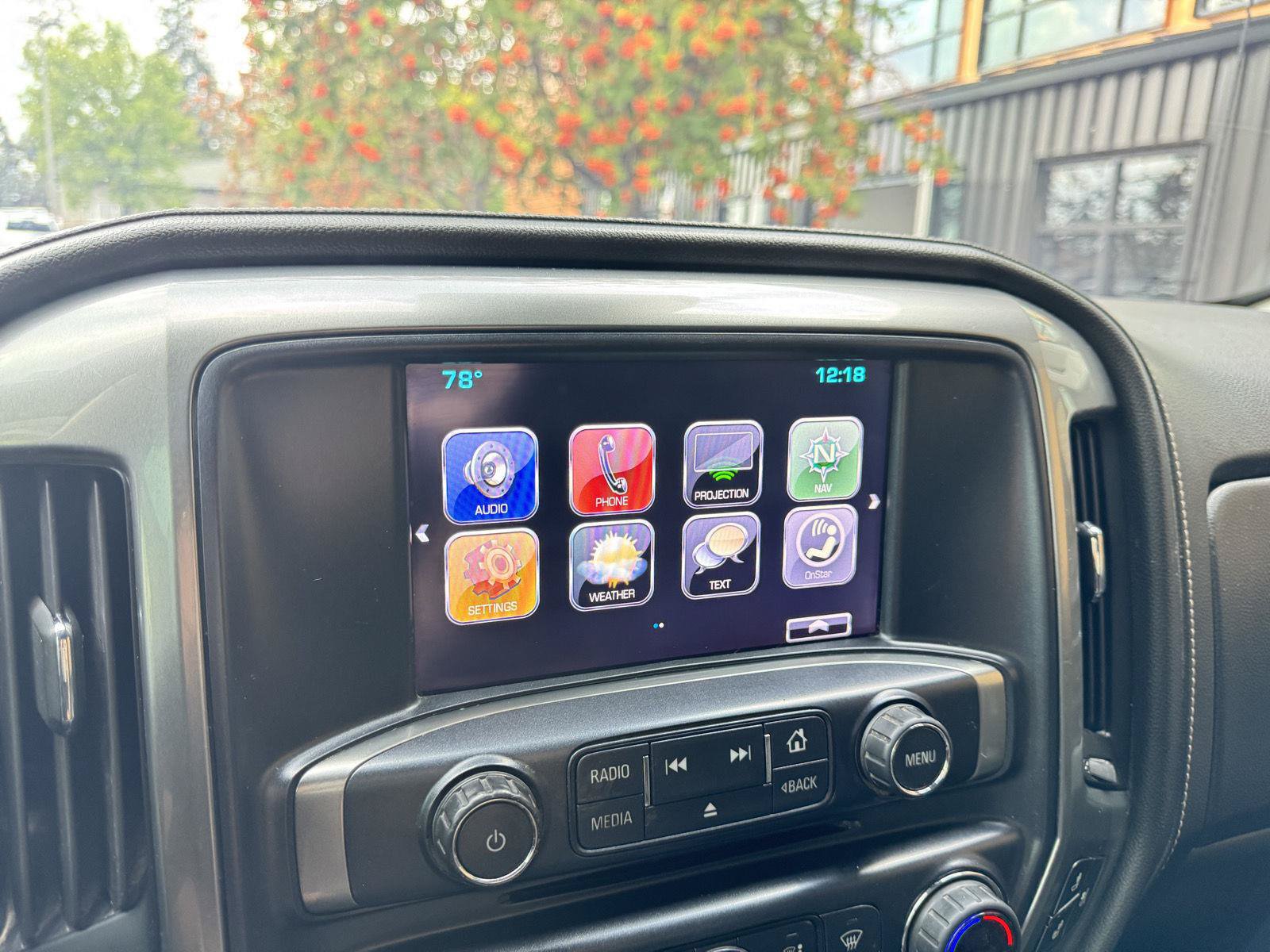 Used 2019 Chevrolet Silverado 2500 LTZ w/ Duramax Plus Package AWD/4WD image 18